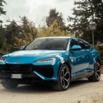 Cruising Tuscany in the more refined Lamborghini Urus SE plug-in hybrid