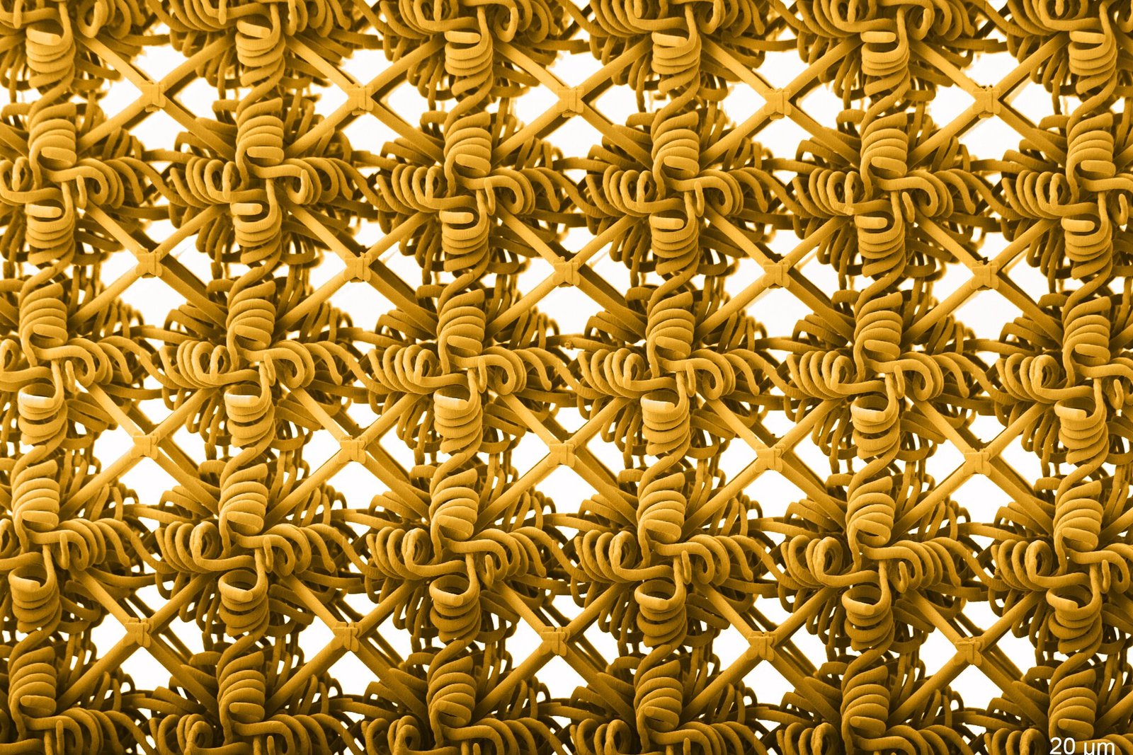 Engineered metamaterial achieves both high strength and remarkable ...