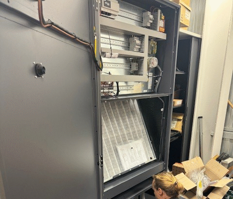 Eurostar’s IT Suite benefits from Panasonic’s specialist Close Control Cooling Units