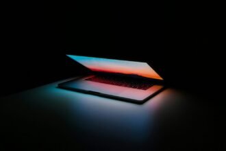 Apple’s Next Frontier: Custom Chips for Smart Glasses and Beyond