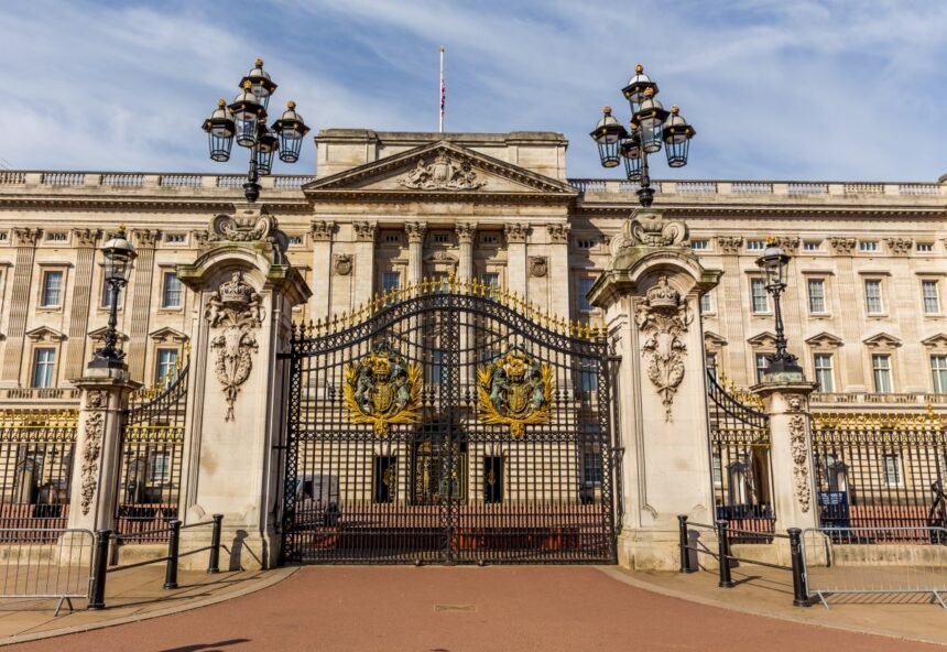 EfficiencyIT Receives Royal Seal of Approval with Prestigious Warrant of Appointment