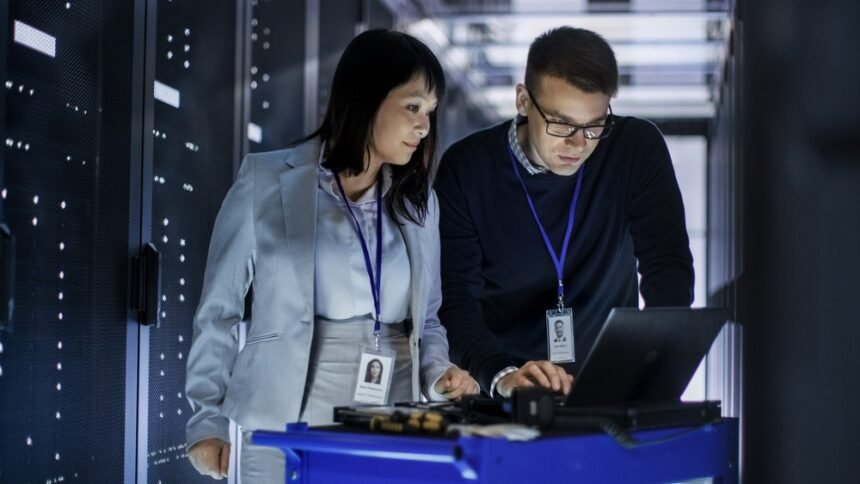 Navigating Legacy Data Centre Challenges: The Breakfast Club Debates