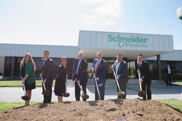 Schneider Electric Announces Expansion with New U.S. Manufacturing Facility