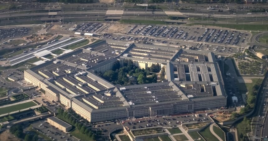 Senate Pushes for Legislation to Limit Big Tech Influence on Pentagon Cloud Contracts