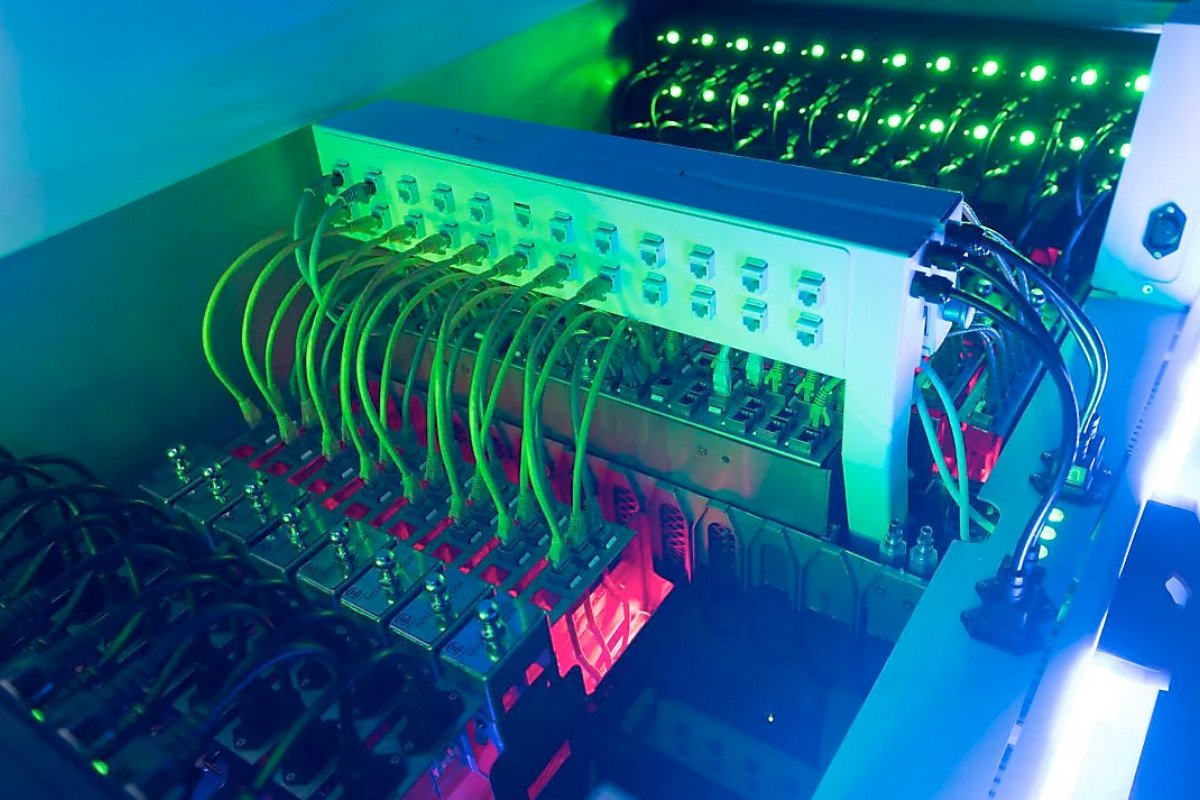 Shell's Advanced Immersion Cooling Fluids Earn Intel Certification ...