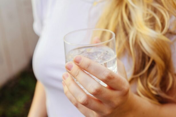 Air-Purifying Device Provides Safe Drinking Water at the Touch of a Window-Sized Tap