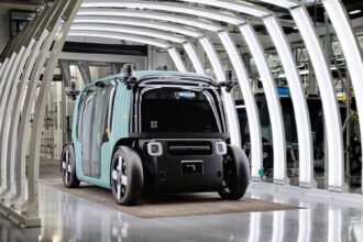 Amazon’s Ambitious Plan to Dominate the Robotaxi Market: Aiming for 10,000 Vehicles Annually to Rival Waymo