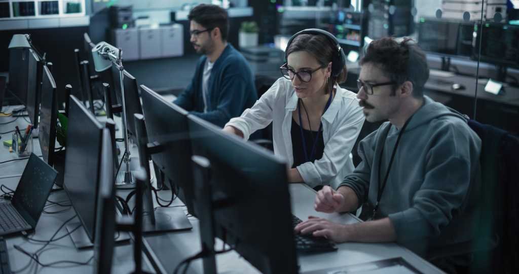 Mastering Essential Linux Server Management Commands - Silicon Flash