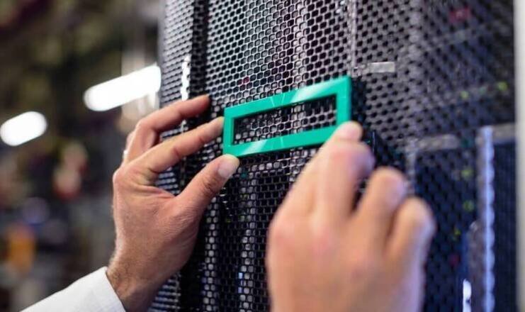 Revolutionizing Cloud Computing: HPE ProLiant Gen12 Unleashes AI Capabilities with AMD CPUs