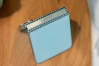 Sleek and Stylish: Unveiling the Samsung Galaxy Z Flip 7 – Everything You Need to Know