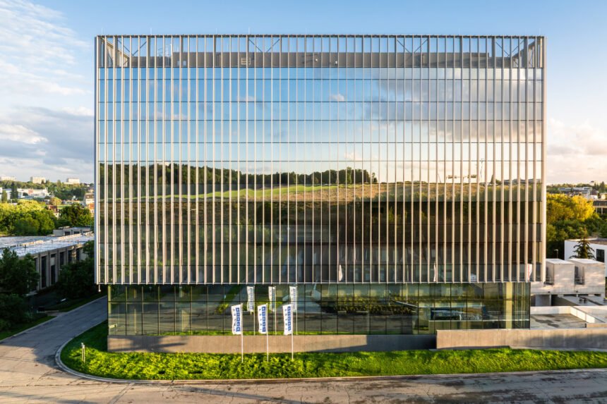 Building Tomorrow: The Blueprint for Next-Generation Data Centre Campuses