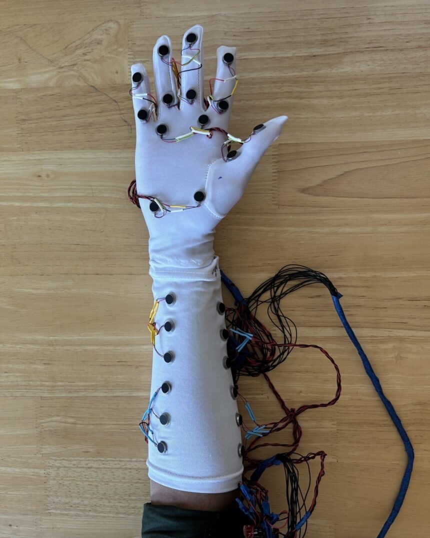 Immersive VR: Enhancing Virtual Reality with Haptic Technology