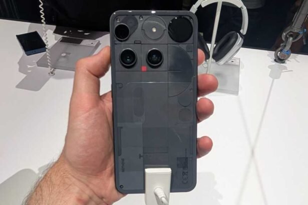Nothing Phone (3) Hands-On: A Glyph-Free Experience