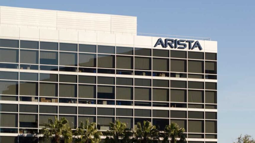 Revolutionizing SD-WANs: Arista’s Acquisition of VeloCloud Sparks AI-driven Infrastructure Transformation