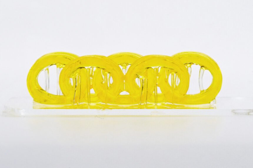 Seamlessly Blending Flexible and Rigid Materials: The Dual-Light 3D Printing Revolution