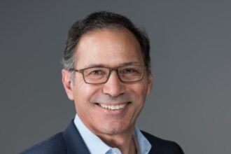 Tech Industry Shuffles: Tola Capital Welcomes Microsoft Veteran, Amperity Appoints CPO, Boeing Adds Edelman Executive