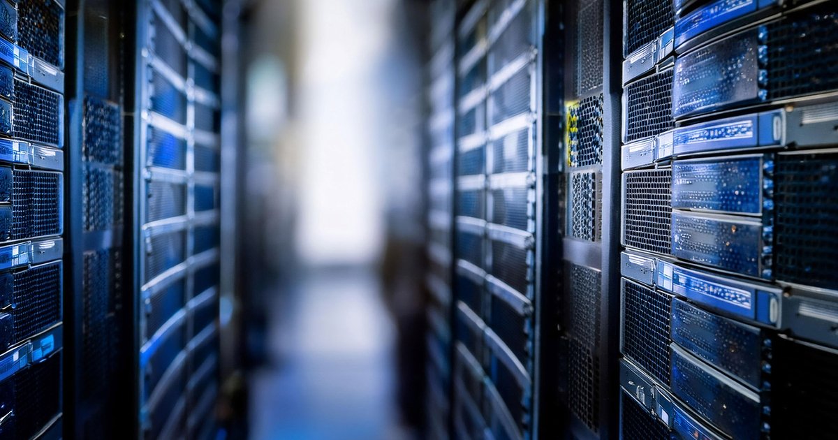 Understanding the Distinction: Data Center vs. Server Farm - Silicon Flash