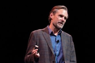 Unlocking the Potential of AI in the Workplace: Strategies for Success