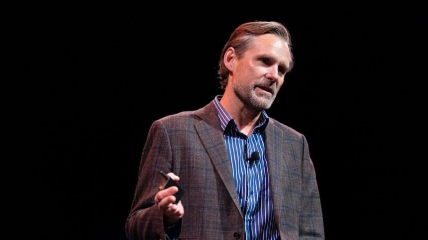 Unlocking the Potential of AI in the Workplace: Strategies for Success