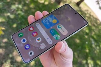 Breaking News: Samsung Galaxy S26 Edge Snapdragon 8 Elite 2 Specs Revealed!