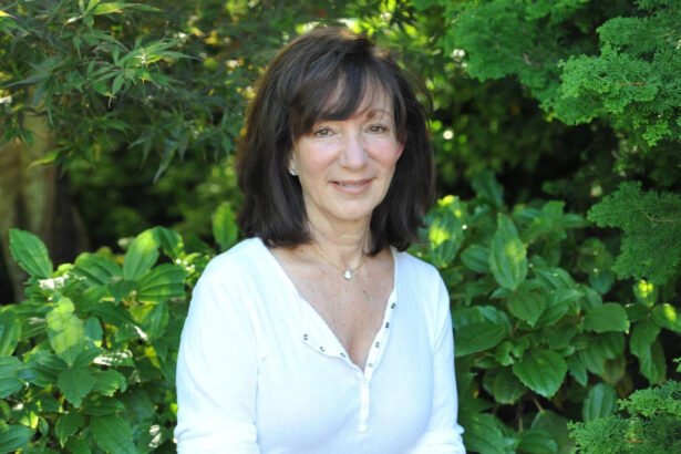 Remembering Jackie Bezos: The Woman Behind Amazon’s Success