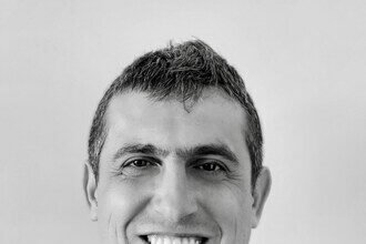Revolutionizing Hosting with Highrise AI: An Interview with Mark Mendelman