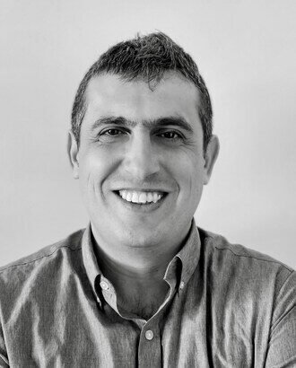 Revolutionizing Hosting with Highrise AI: An Interview with Mark Mendelman