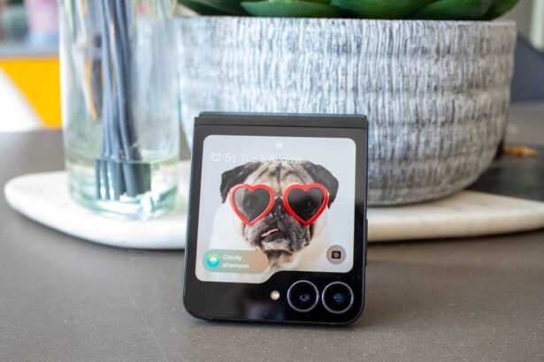 Samsung Galaxy Z Flip 7 FE Review: A Close Runner-Up