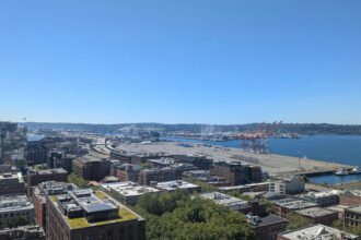 Seattle Voters to Decide Fate of Tax Hike for Big Companies and Cuts for Small Businesses