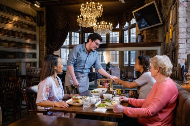 Top Picks: 2 Must-Have Restaurant Stocks for Your Portfolio