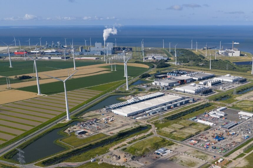 Renewable Energy Revolution: Public Support Grows for Eco-Friendly Data Centres