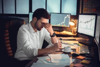 The Decline of CRCL: Analyzing Why Circle Internet Stock Plummeted 28.1% Last Month