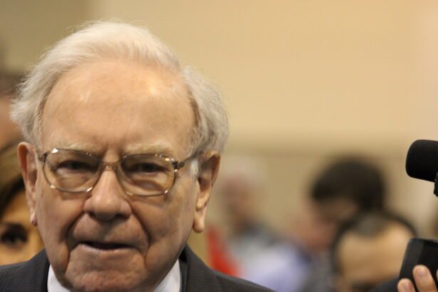 The Incredible Growth of Investing ,000 in Berkshire Hathaway Over 5 Years