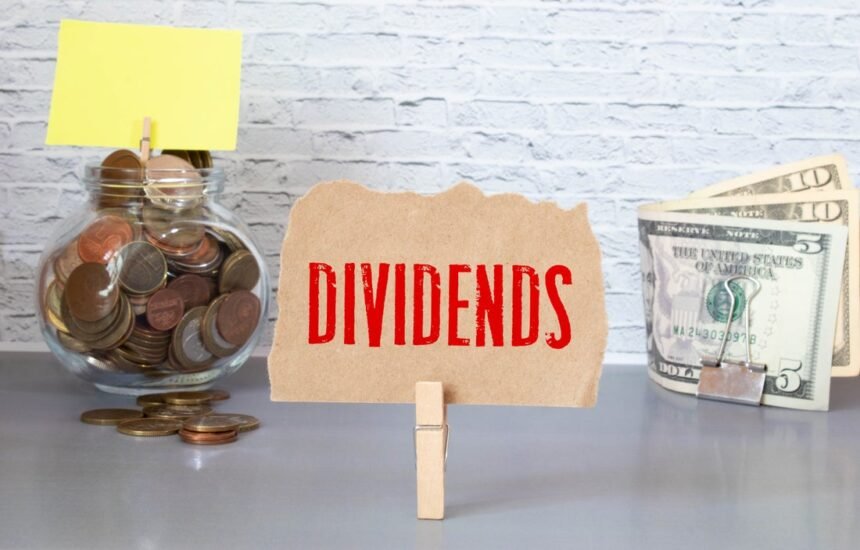 Top Dividend Picks: 2 Powerhouse Stocks to Buy Today