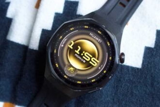 Unveiling the Top Features of the Huawei Watch GT 6 Pro: Sleek Design, Sporty Functionality, and Impressive Battery Life