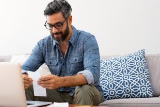 Why I Never Let My Credit Card Balance Grow: Weekly Payments Keep Me in Control
