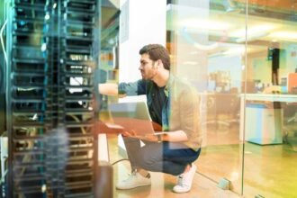 AI-Driven Observability: Revolutionizing Enterprise Network Monitoring Beyond Ping and SNMP
