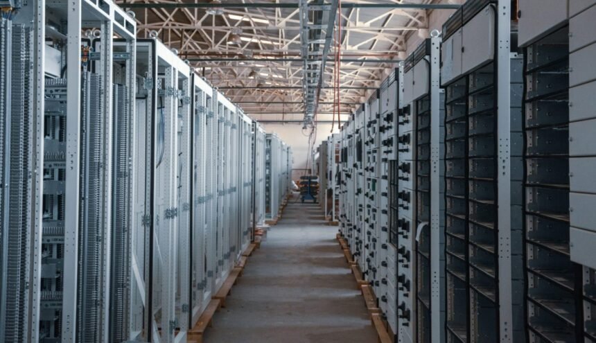 Adapting Data Centres in APAC to Meet Rising AI Demands: Insights from Vertiv