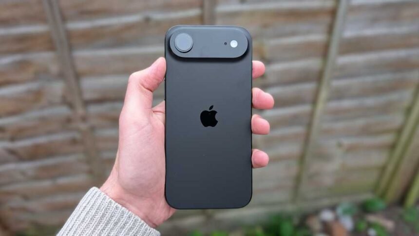 Apple iPhone Air: A Disappointing Departure from Sensibility Apple iPhone Air: A Disappointing Departure from Sensibility