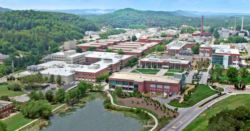 Breakthroughs in Nuclear Data Center Technology: US DOE Pushes the Boundaries