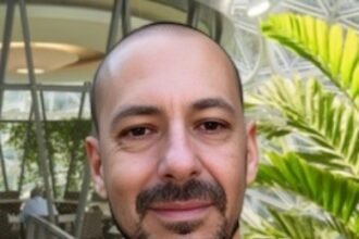 Debunking the Myths: The Truth About AI and Job Displacement
