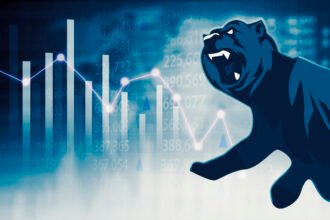 Navigating the Stock Market: Warren Buffett’s Advice on Valuation Gauges at All-Time Highs