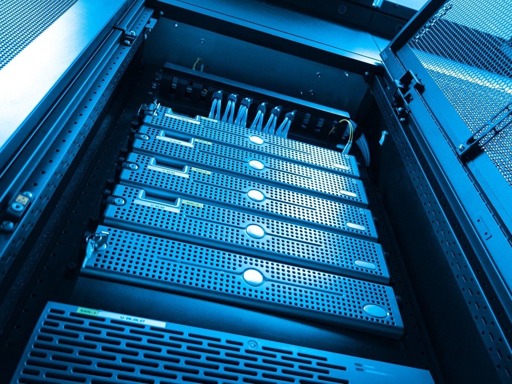 Revolutionizing Datacenter Cooling with Schneider Electric's Liquid ...