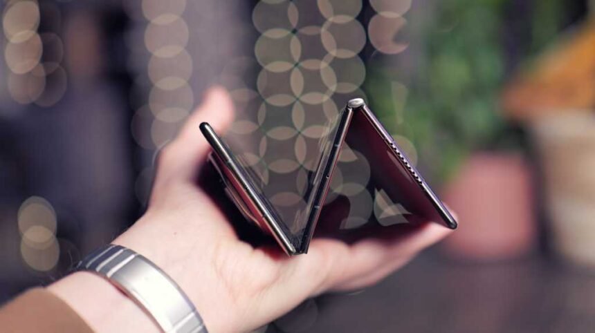 Samsung Tri-fold: 3 Must-Have Features for Me to Consider Buying