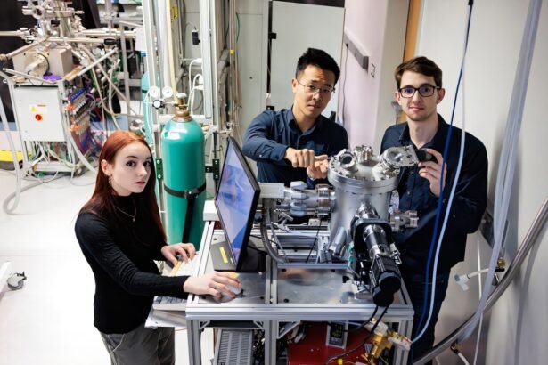 Autonomous Lab Cultivates Self-Growing Materials