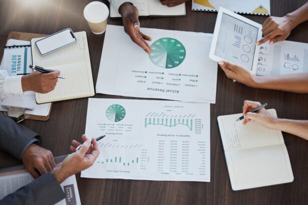 Is Palantir a Good Investment Before Its Upcoming Earnings Report?