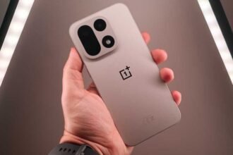 OnePlus 15: The Lightning Fast Smartphone