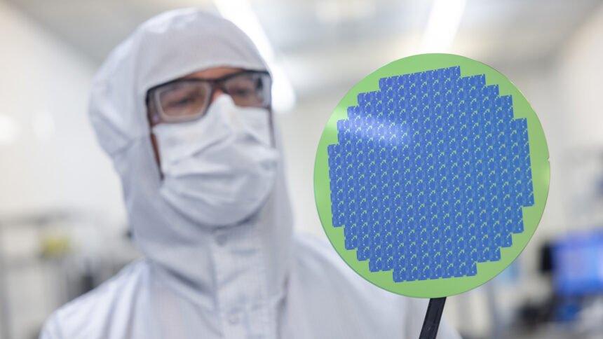 Pioneering Advanced Microelectronics in Europe