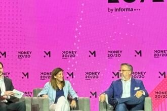 Revolutionizing Retail: The Impact of AI on Consumer Behavior