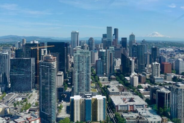 Seattle Voters Approve Tax Hike on Big Businesses in Early Returns